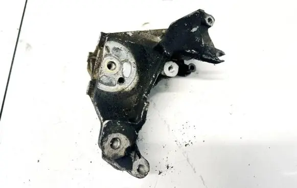 Citroen C5 Engine mounting bracket 9643834880