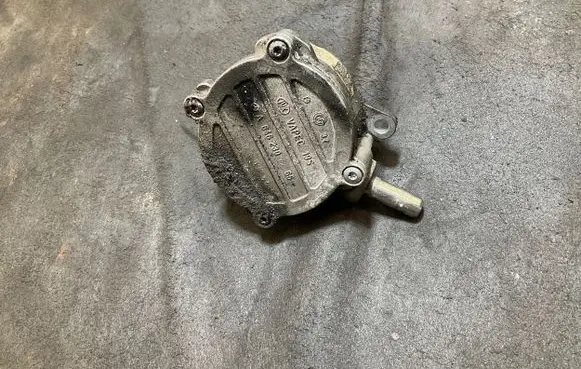 Vacuum pump