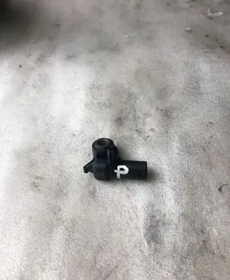 Alfa Romeo Giulia Airbag deployment crash/impact sensor 151943477
