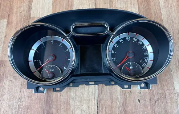 Opel Adam Speedometer (instrument cluster) 39004993