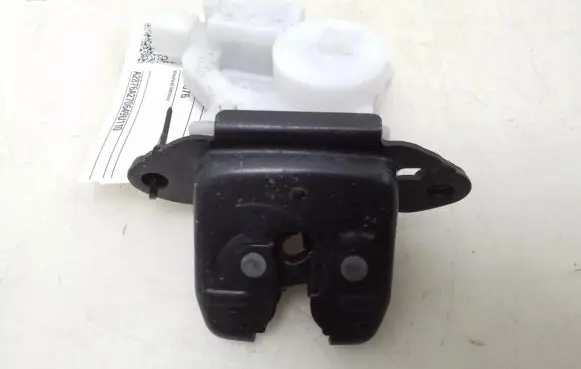 Loading door lock
