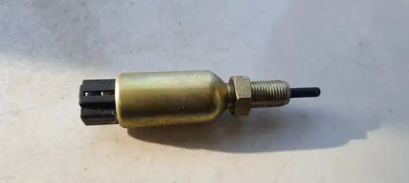 Brake pedal sensor switch