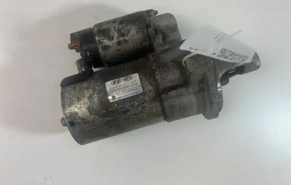 KIA Sportage Starter motor 361002F300