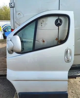 Renault Trafic II (X83) Front door
