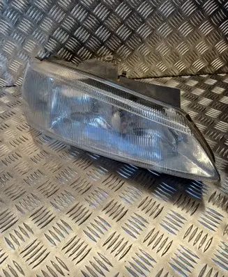 Peugeot 406 Headlight/headlamp 9621730880 0301037422 00049845