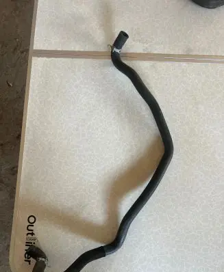 Mercedes-Benz R W251 Engine coolant pipe/hose A2515010782 L625412