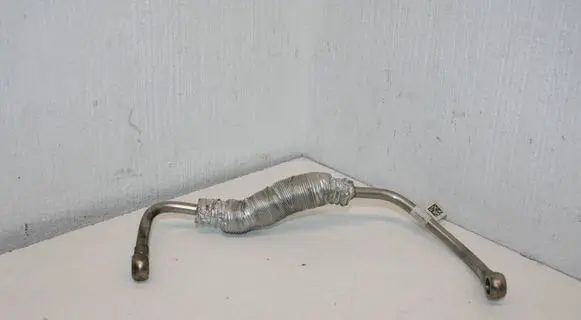 BMW 5 G30 G31 Turbo turbocharger oiling pipe/hose 8586485
