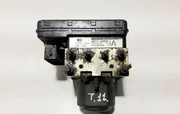 Toyota Avensis Verso ABS Pump 4451044050 8954144050