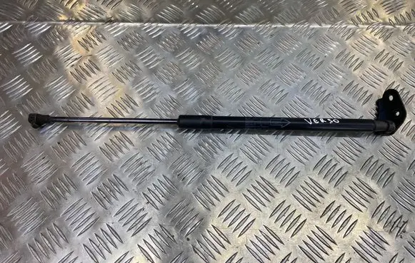 Toyota Verso Tailgate/trunk strut/damper 689500F030