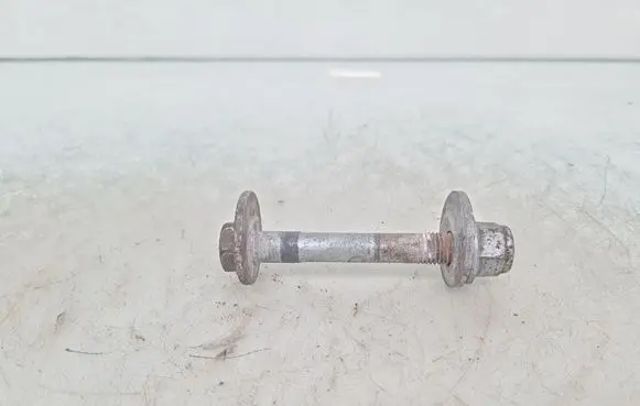 Audi A8 S8 D3 4E Rear suspension camber bolt