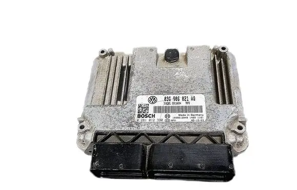 Volkswagen Touran I Engine control unit/module 03G906021AQ