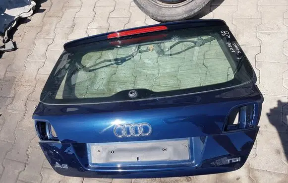 Audi A3 S3 8P Truck tailgate