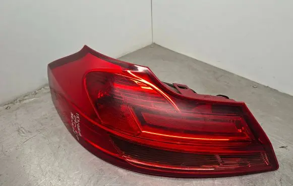 Opel Insignia A Rear/tail lights 13226856 VP9TTX13405A