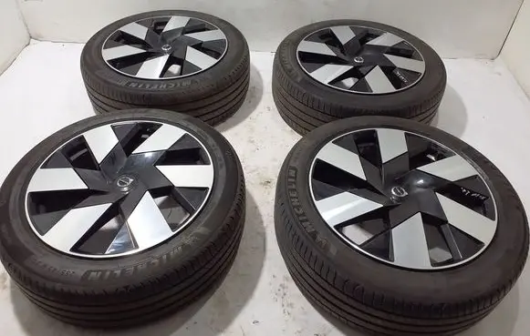Volvo XC60 R20 alloy rim 