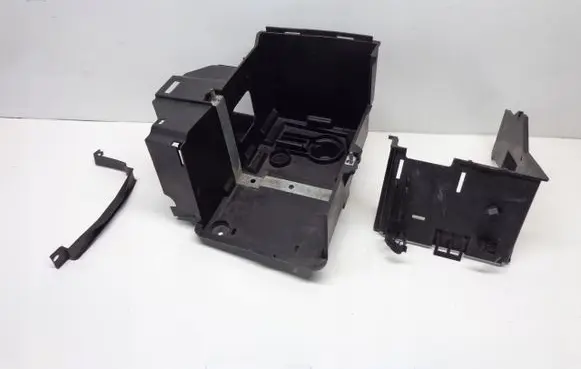 Ford Focus Battery box tray 10723