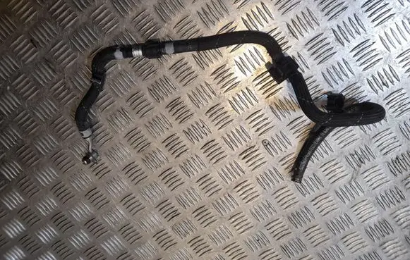Audi A6 S6 C7 4G Fuel line/pipe/hose 06E127513AD