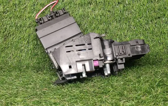 Mercedes-Benz GL X166 Fuse box set A1665402450 ZGS001
