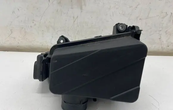 KIA Stinger Air filter box 28120J5350