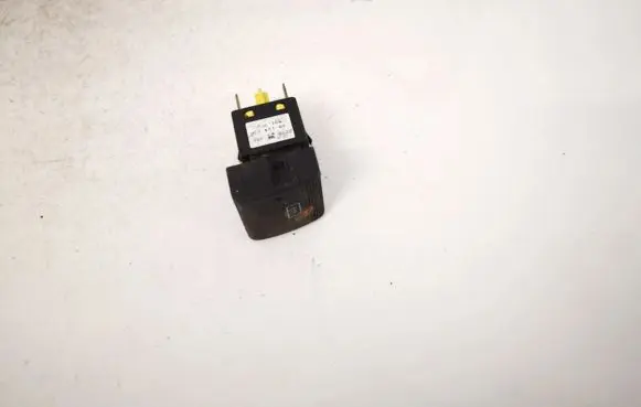 Opel Vectra B Windscreen/window heater switch 09134506 501776