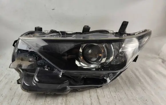 Toyota Auris E180 Headlight/headlamp 8115002K30 90070908