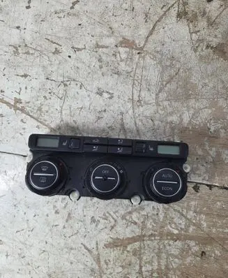 Volkswagen PASSAT B6 Climate control unit