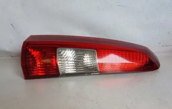 Volvo V70 Rear/tail lights