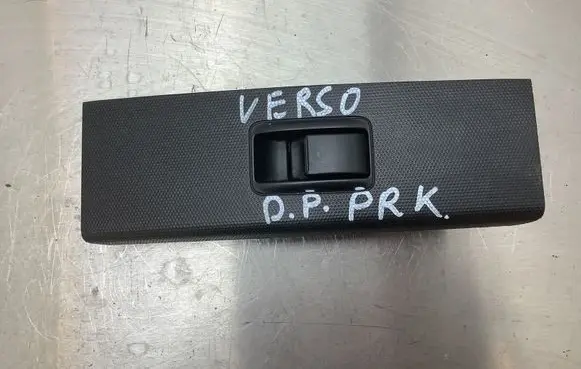 Toyota Corolla Verso AR10 Electric window control switch KAUPN0750 742310F030