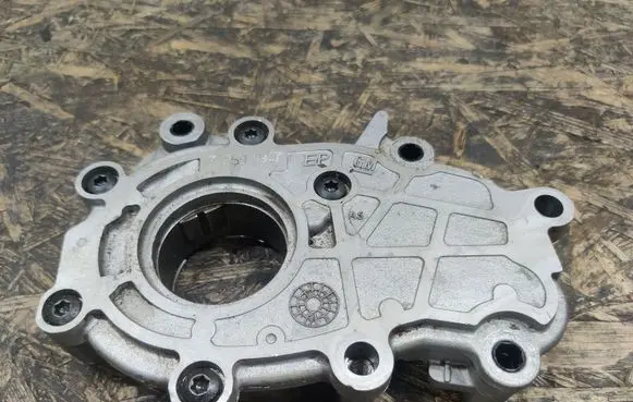 Cadillac SRX Oil pump 72501947