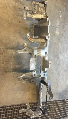 Jeep Grand Cherokee Dashboard cross member/frame bar 68141537AE