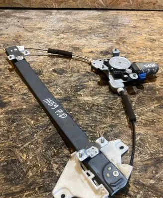Chevrolet Captiva Front door electric window regulator 25937972 001100172149
