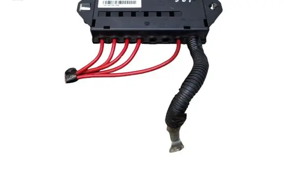 Volvo XC90 Fuse module 30724735 9441776 9162323