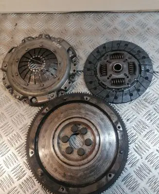 Skoda Fabia Mk2 (5J) Clutch set kit 122025610 322031411