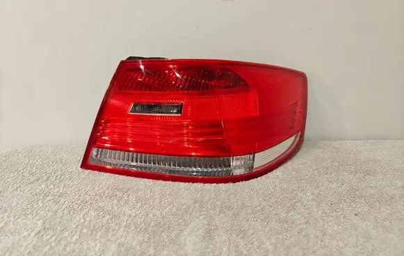 BMW 3 E92 E93 Rear/tail lights 7174404 480002 HLE92T1R