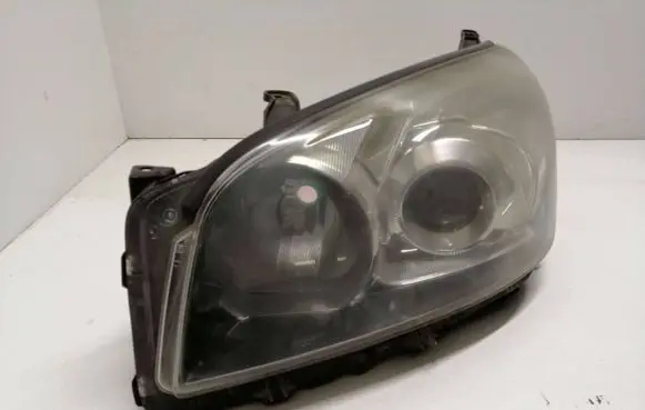 Toyota RAV 4 (XA30) Headlight/headlamp 9336860
