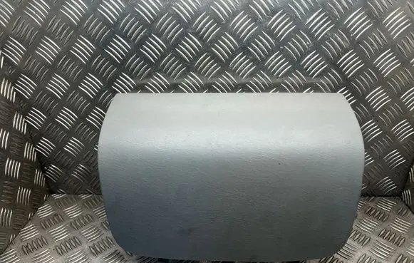 Opel Vivaro Airbag cover 7700312963