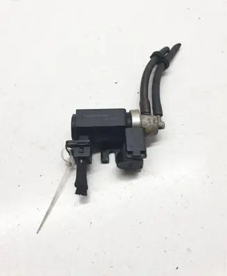 Audi A4 S4 B7 8E 8H Turbo solenoid valve 72190315
