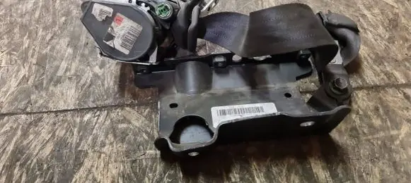 Volvo XC90 Third row seat belt 8626793