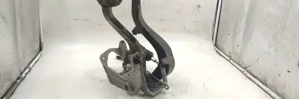 BMW 3 E90 E91 Pedal assembly 42322403