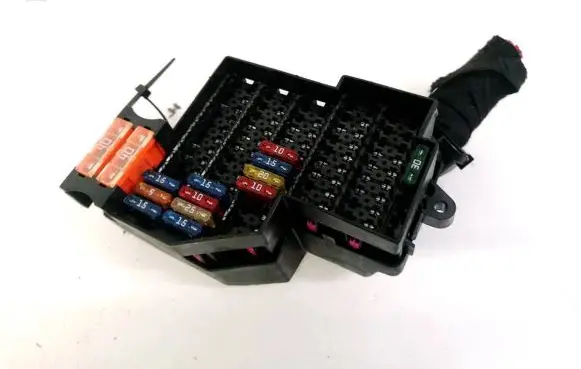 Volkswagen Touareg I Fuse box set 7L0941828A 7L0941824A
