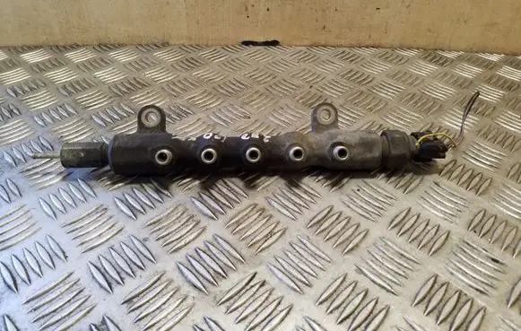 Toyota Corolla Verso AR10 Fuel main line pipe 8945871010