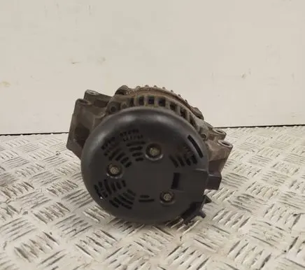 BMW 3 E92 E93 Generator/alternator 7550468
