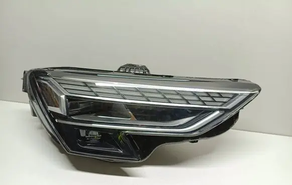 Audi A3 8Y Headlight/headlamp 8Y0941034D