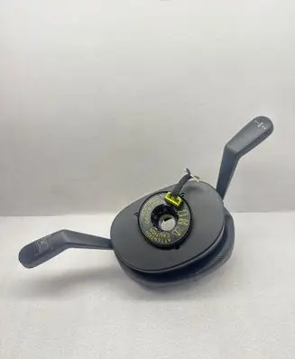 Wiper turn signal indicator stalk/switch