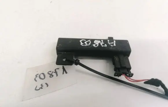 Volkswagen Touareg I Antenna control unit 3D0909141E 5WK45015
