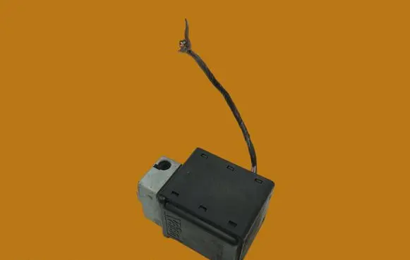 Renault Megane II Steering wheel lock 8200033233
