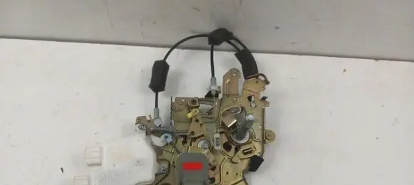 Honda Odyssey Rear door lock