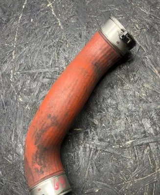 Mercedes-Benz E W212 Intercooler hose/pipe A2125280882 L40065