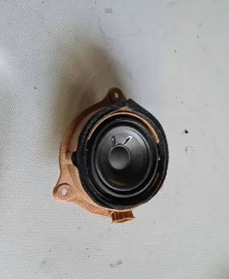 Audi A6 S6 C6 4F Front door speaker 4F0035411A 426021