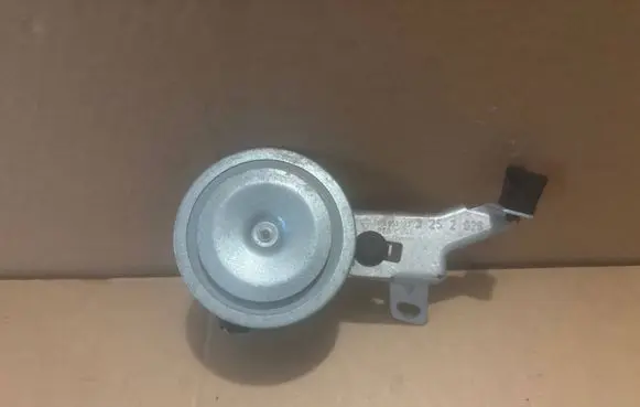 Porsche Cayenne (92A) Horn signal 7P5951193 325202S