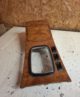 KIA Opirus Center console GH85825A